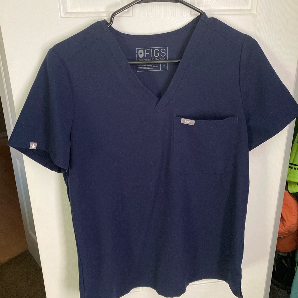 Navy small figs scrub set